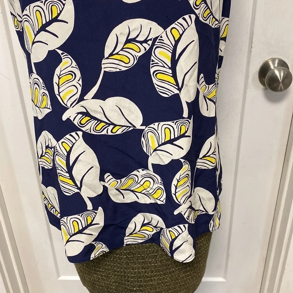 J.CREW SILK FLORAL RACERBACK TANK SIZE 4